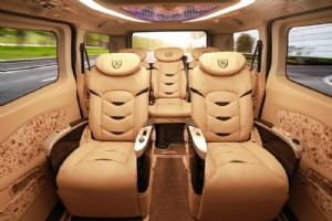 DCAR LIMOUSINE - FORD TOURNEO - XE THIẾT KẾ DÀNH RIÊNG CHO DOANH NGHIỆP VÀ GIA ĐÌNH